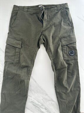 CP Company Lens Ergonomic Stretch Cargo Pants Olive Green Size 52 EU US 36